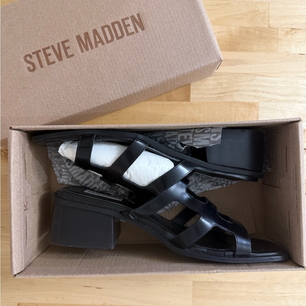 STEVE MADDEN BLACK CHUNKY HEEL SLIP ON SANDAL COMES WITH BOX - Picture 8 of 11